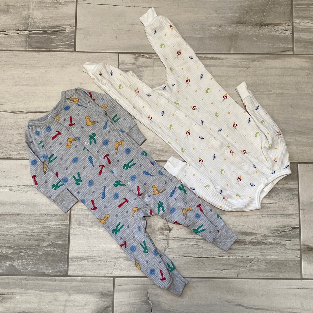 Tykes Kids Size 18mos set of 2 Footless Thermal One-piece.